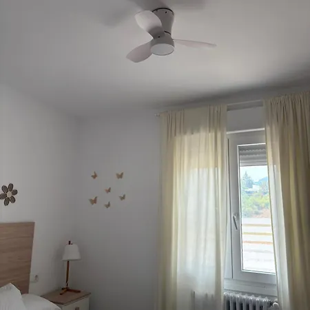 El Pisito De Cris Y Mia Ponferrada