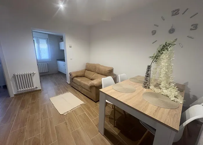 El Pisito De Cris Y Mia Appartamento Ponferrada